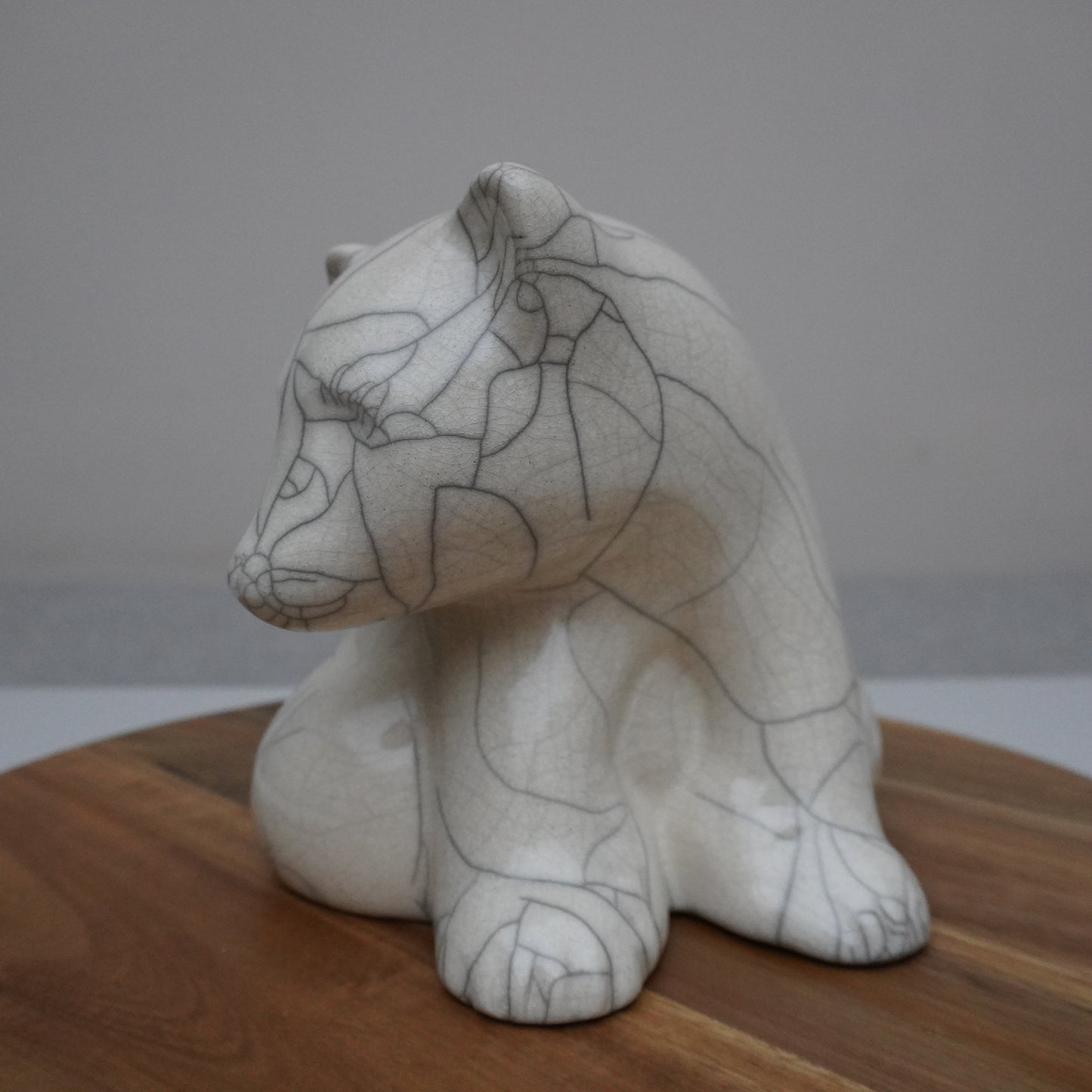 Small, White Crackled Bear (SKU:24040104)