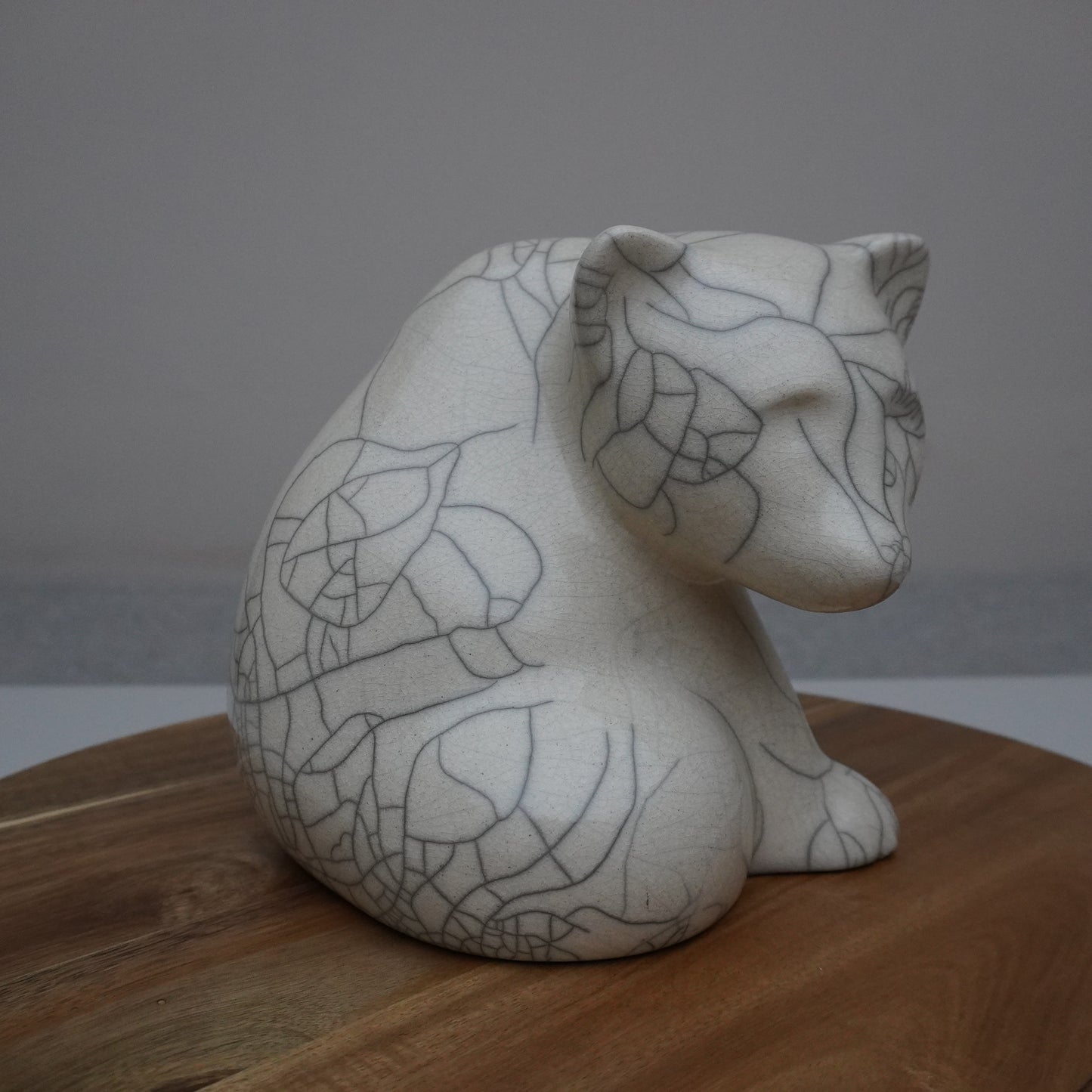 Small, White Crackled Bear (SKU:24040104)