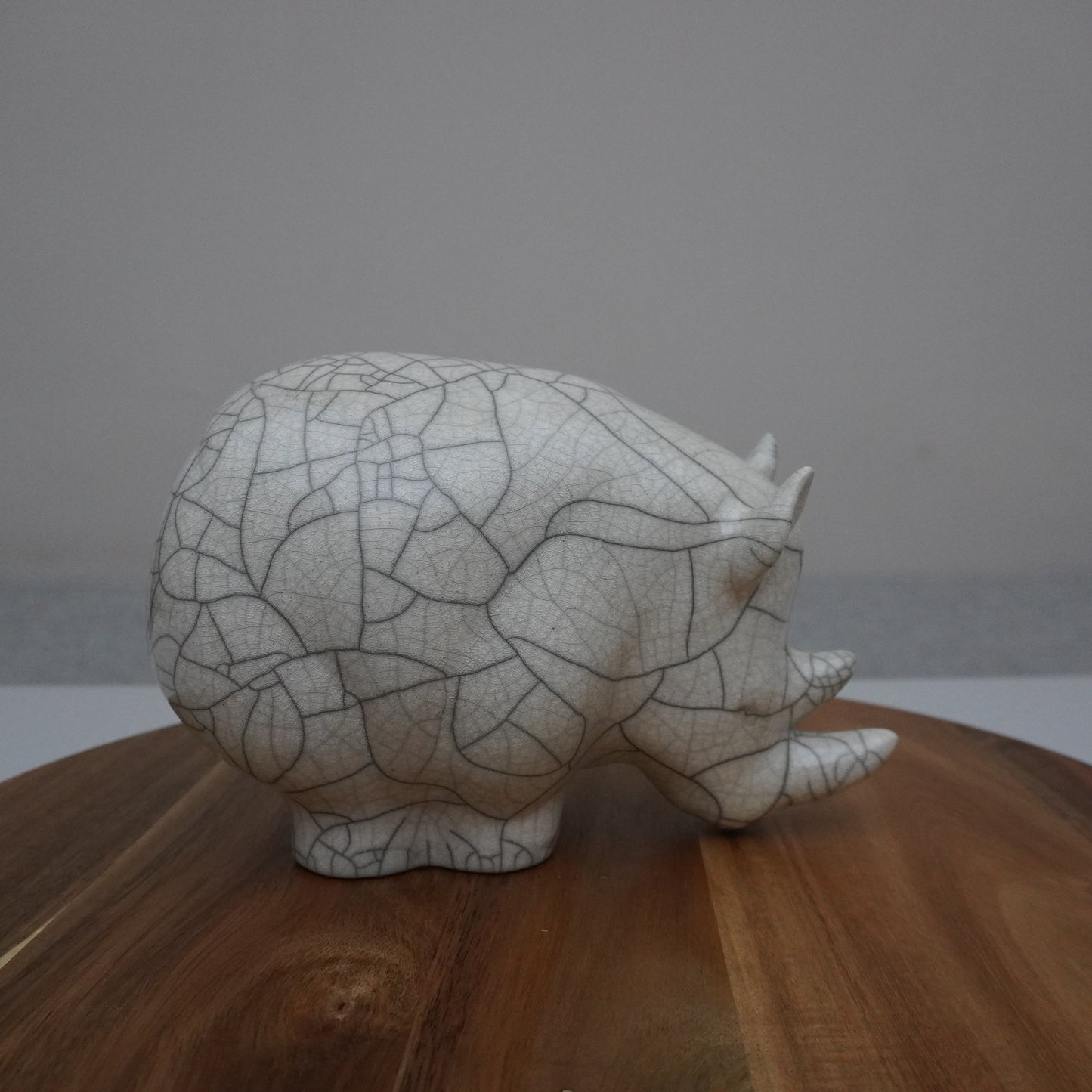 Small, White Crackled Rhino (SKU:24040105)