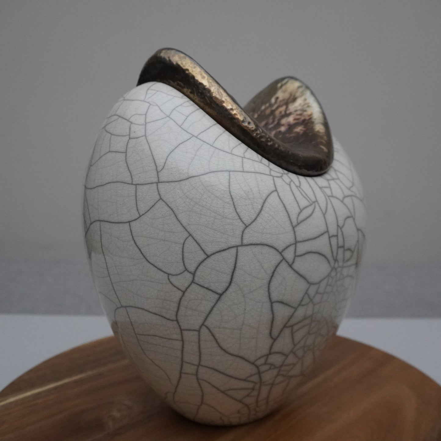 White Crackled, Heart Shaped Vessel (SKU:24040121)