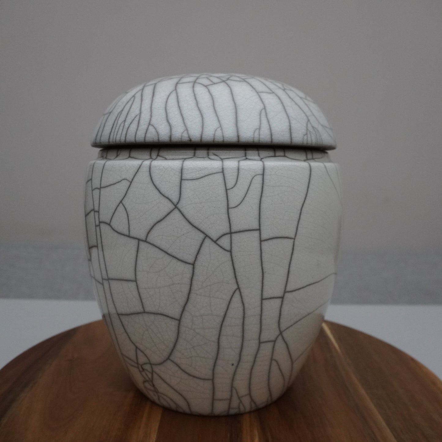 White Crackled, Cylindrical Vessel (SKU:24040122)